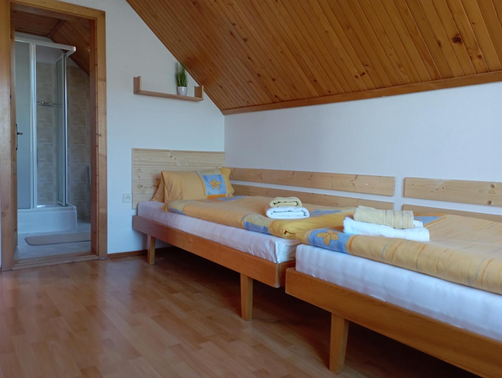 זוברץ Apartments Lubka מראה חיצוני תמונה